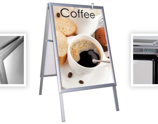 Venkovní voděodolný reklamní stojan A s UV ochranou